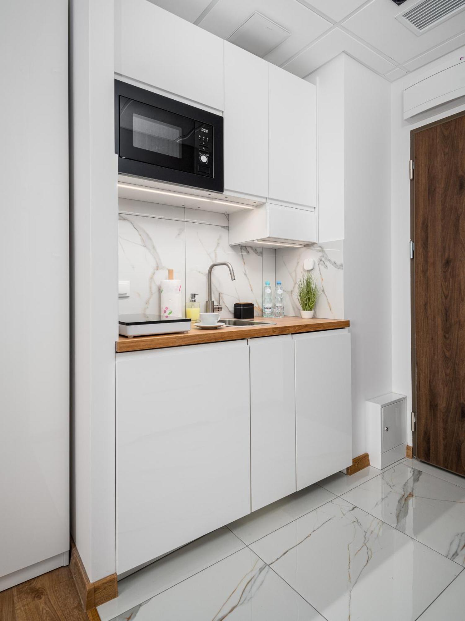 Apartamenty 24H Kasprzaka Варшава Екстер'єр фото