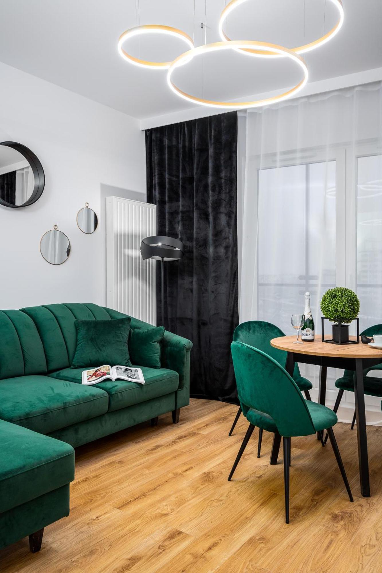 Apartamenty 24H Kasprzaka Варшава Екстер'єр фото